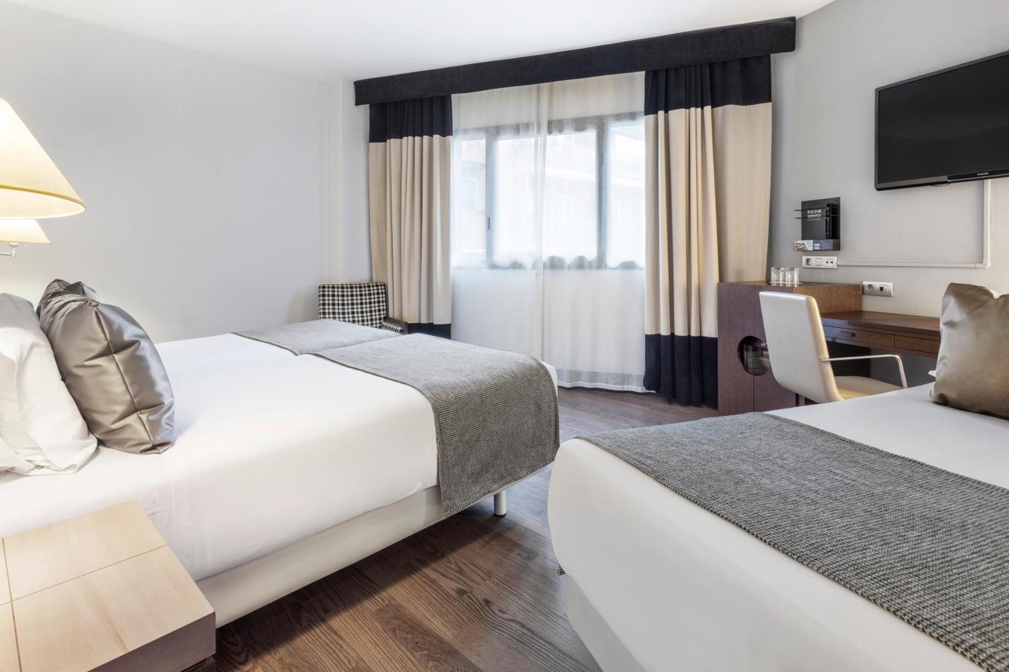 เอ็นเอช มาดริด เซอร์ Hotel ห้อง รูปภาพ